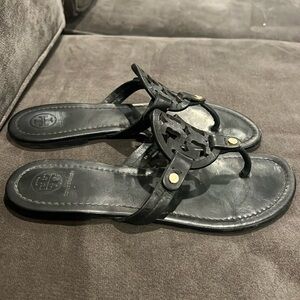 Black used Tory Burch Sandals size 7 1/2